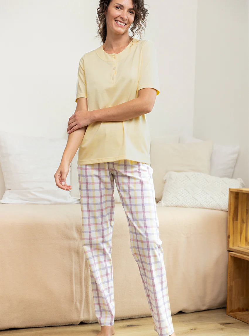 Pyjama femme col rond en coton jaune