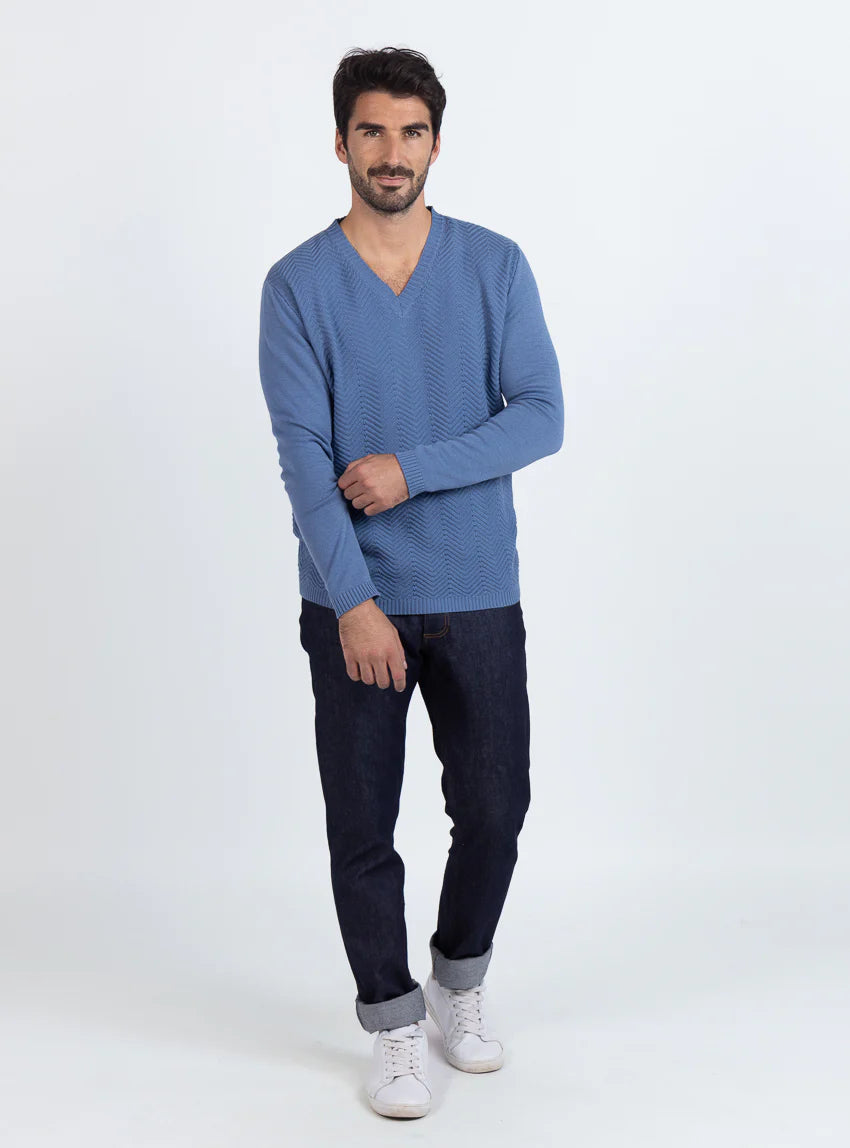 Pull homme col V chevrons en coton Bleu infini