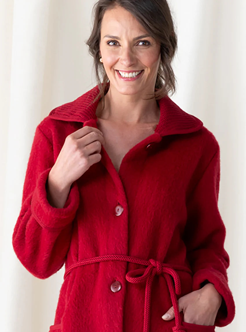 Robe de chambre femme en laine des Pyrénées rouge griotte