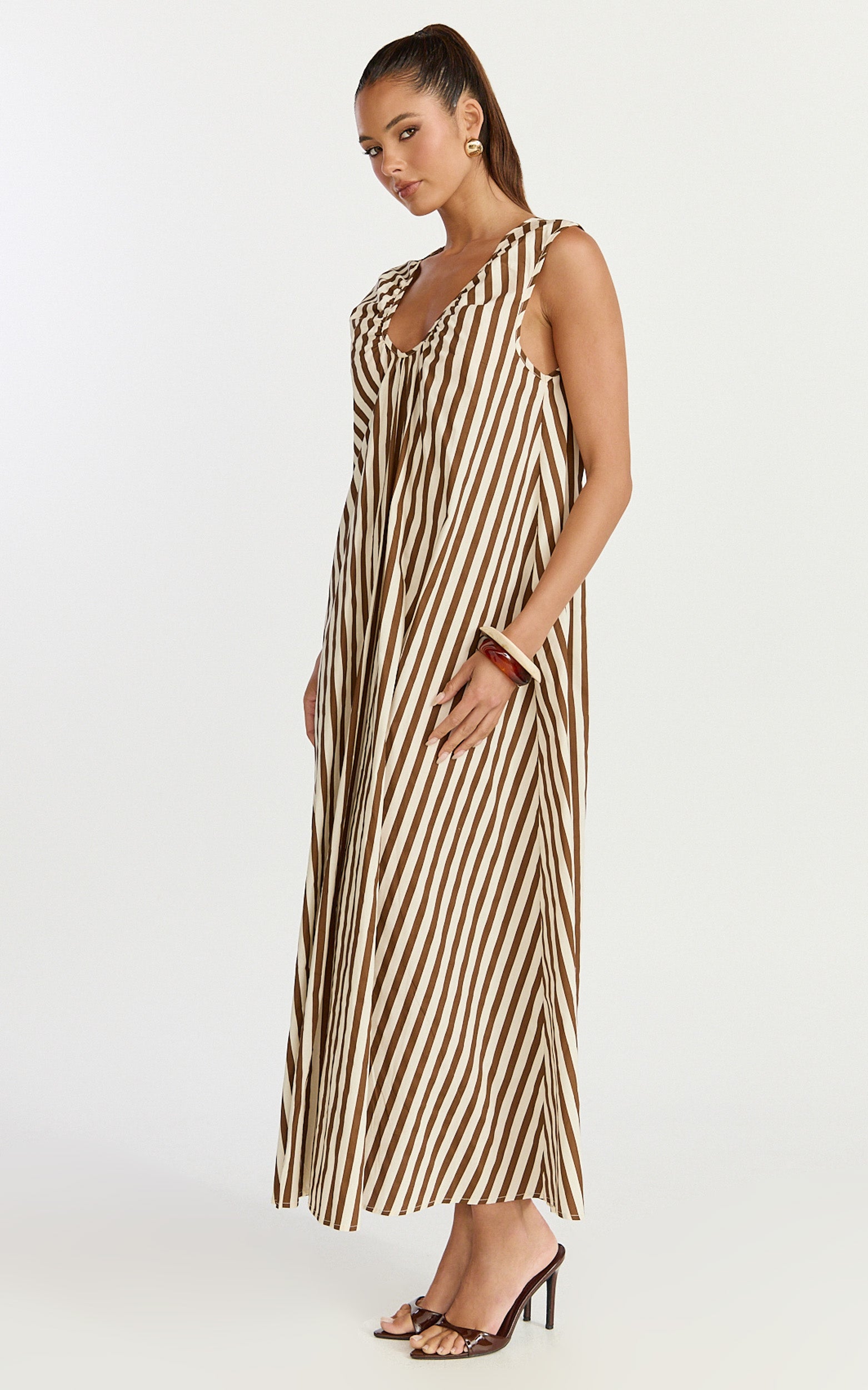 Raye Midi Dress - Sleeveless Dress in Chocolate