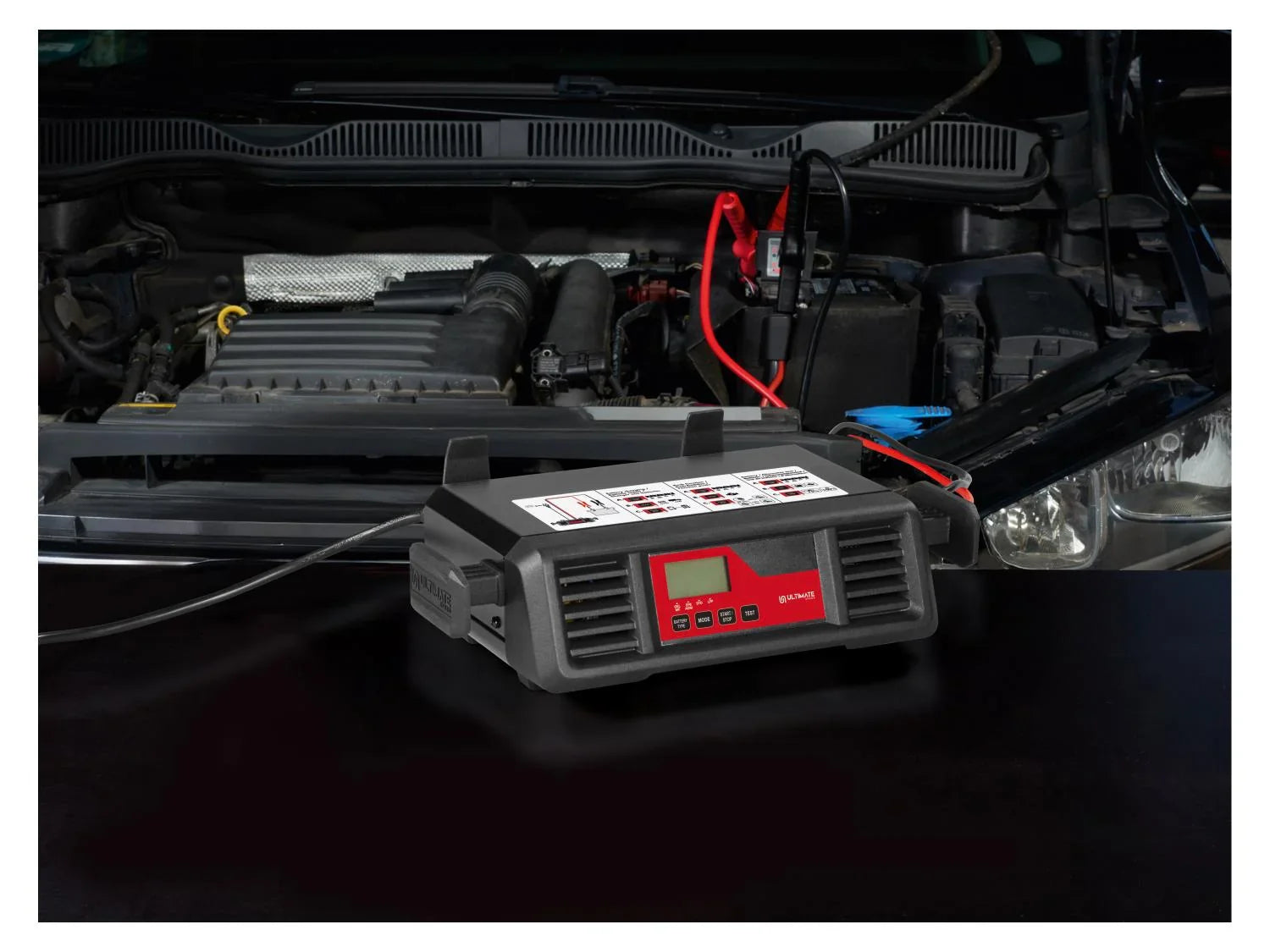 ULTIMATE SPEED Chargeur de batterie pour voiture 17 A