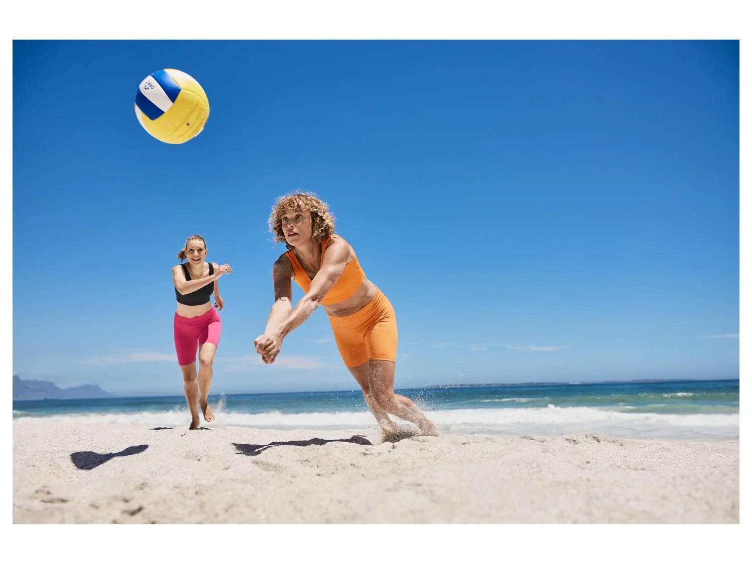 CRIVIT Ballon de football, de volley-ball ou de basket-ball