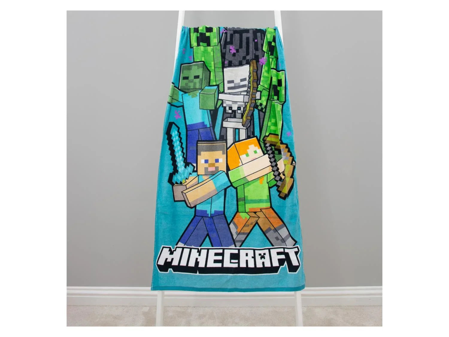 Serviette de plage enfant Super Mario ou Minecraft