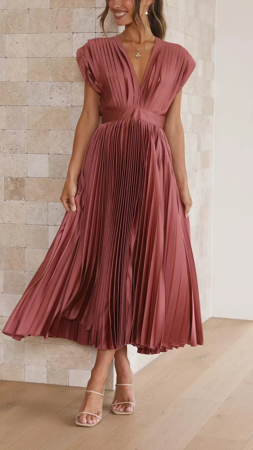 Inès | La Robe Plissée Signature