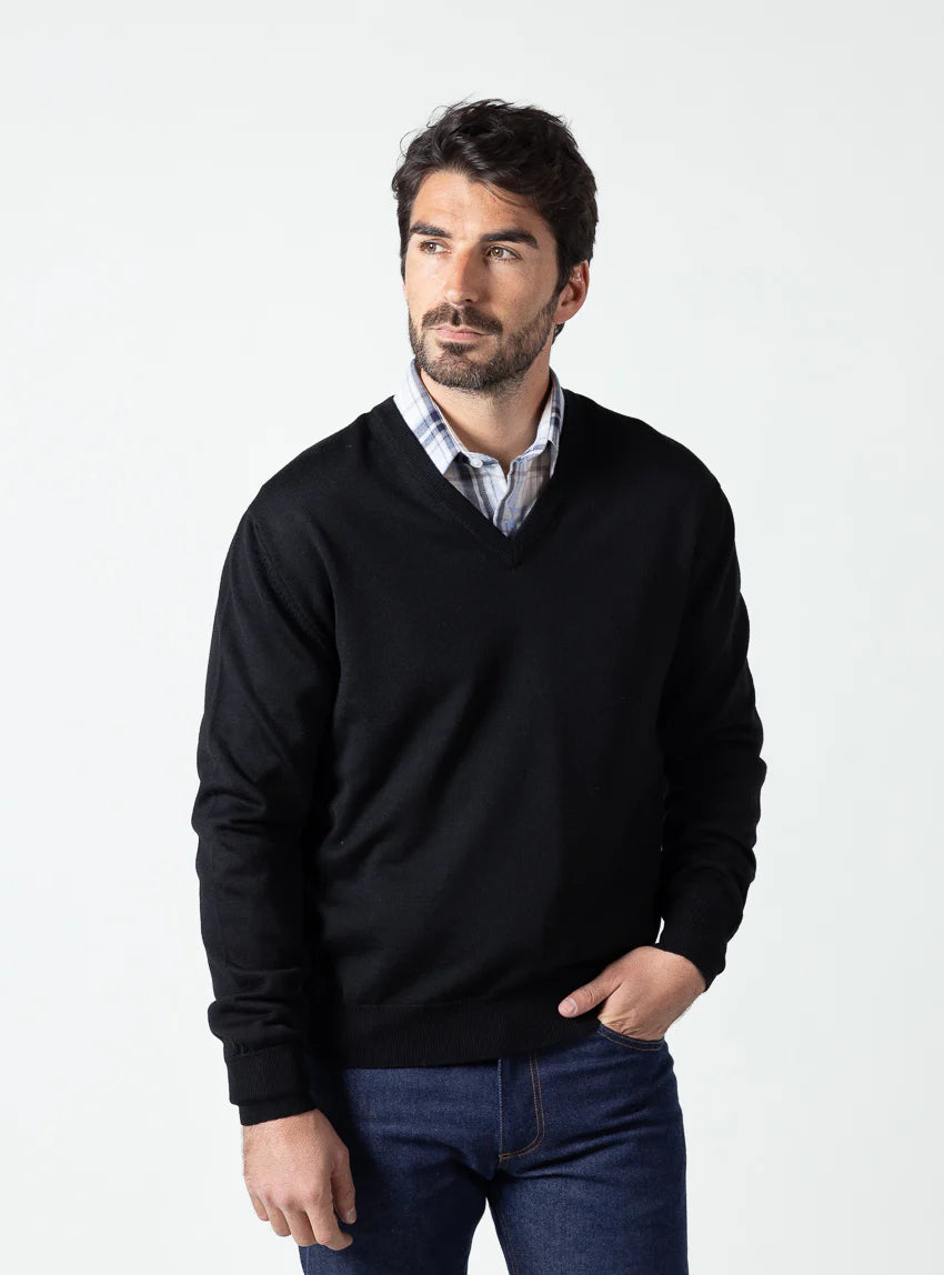 Pull homme col v  100% laine mérinos Noir