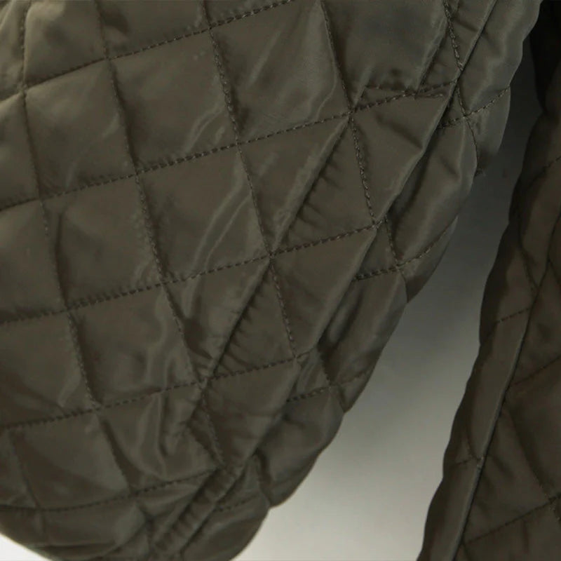 Veste matelassée à capuche avec doublure en peluche