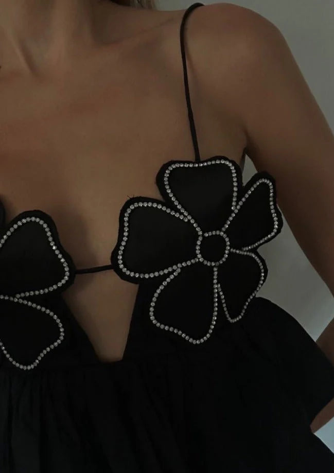 Haut noir en satin pour femme à col bénitier