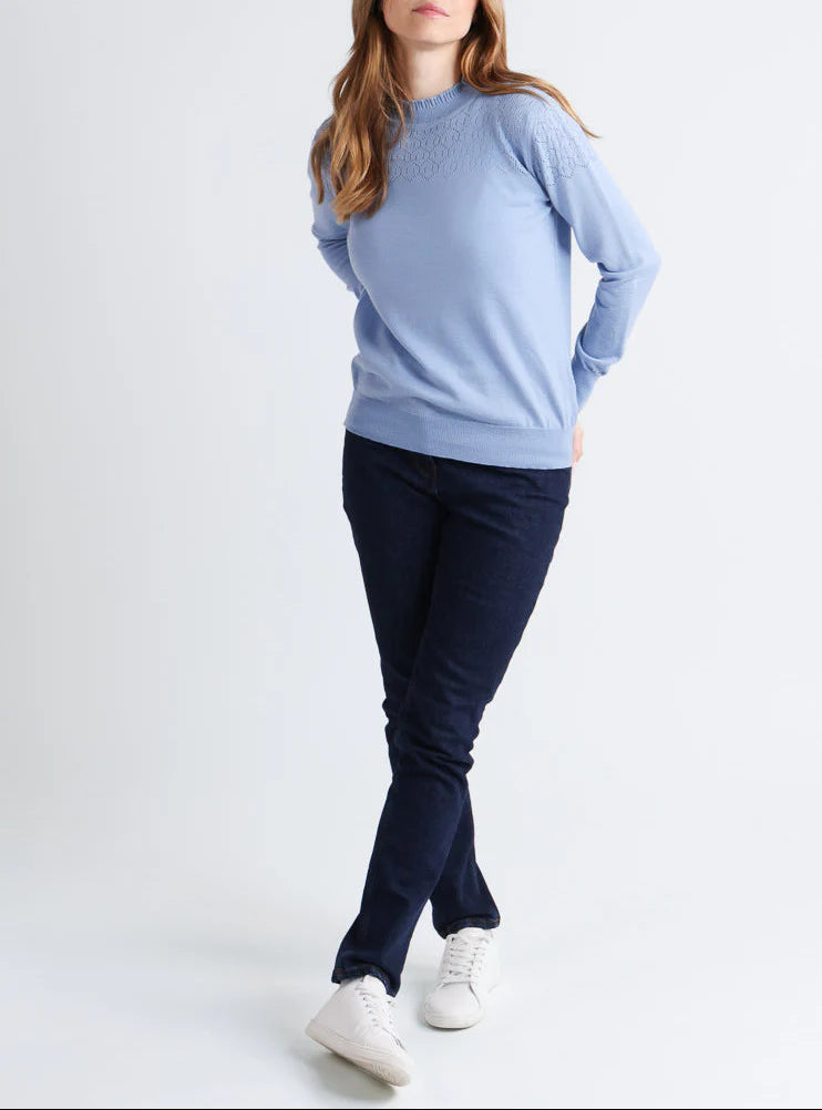 Pull femme col et maille fantaisie en laine mérinos bleu aster