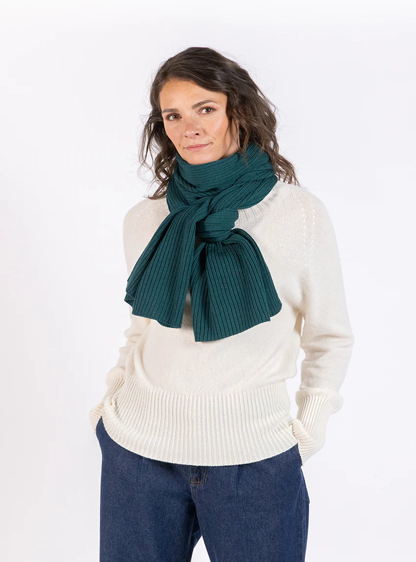 Echarpe en laine mérinos vert nuit