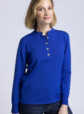 Pull femme col montant en laine merinos bleu dur