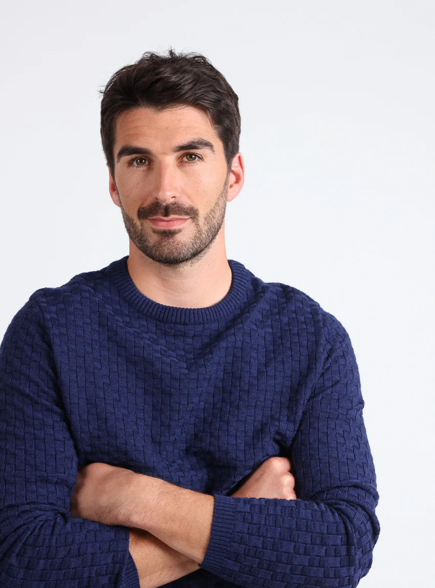 Pull homme damier en laine bleu amiral