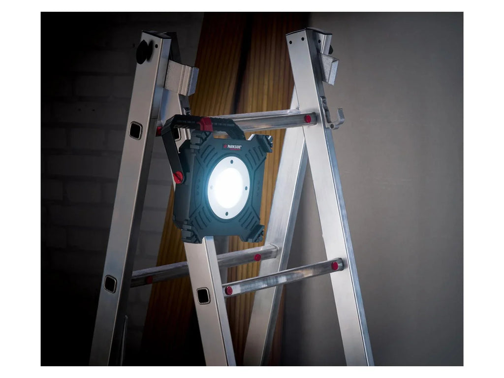 PARKSIDE PERFORMANCE Projecteur de chantier sans fil PALA 4000 A, 4000 lm, 40 W
