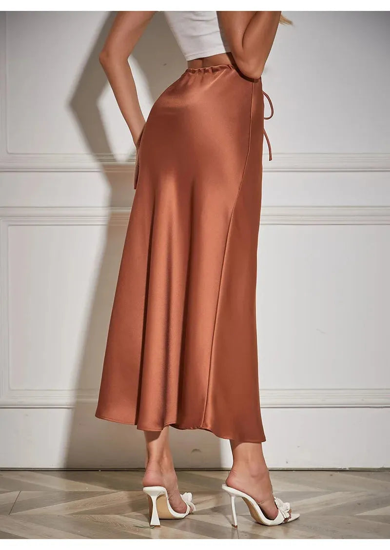 Sophie Paris I Jupe longue en satin taille haute