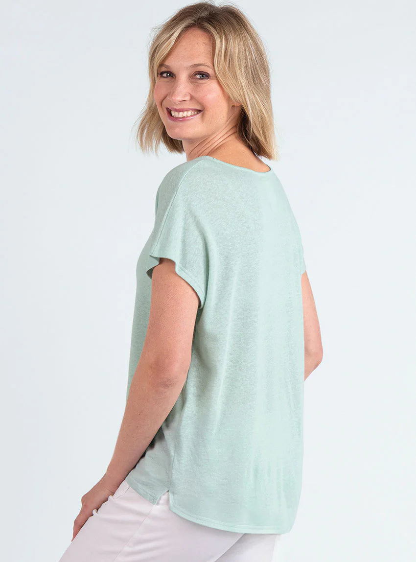 Top femme fluide en lin vert d'eau
