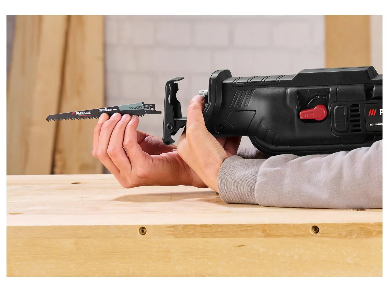 PARKSIDE PERFORMANCE Scie sabre PPFS 1200 A1