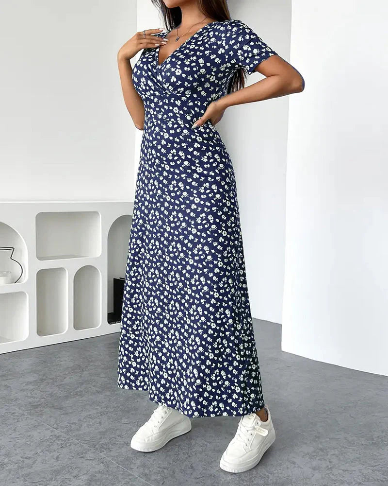 Robe moulante imprimée élégante