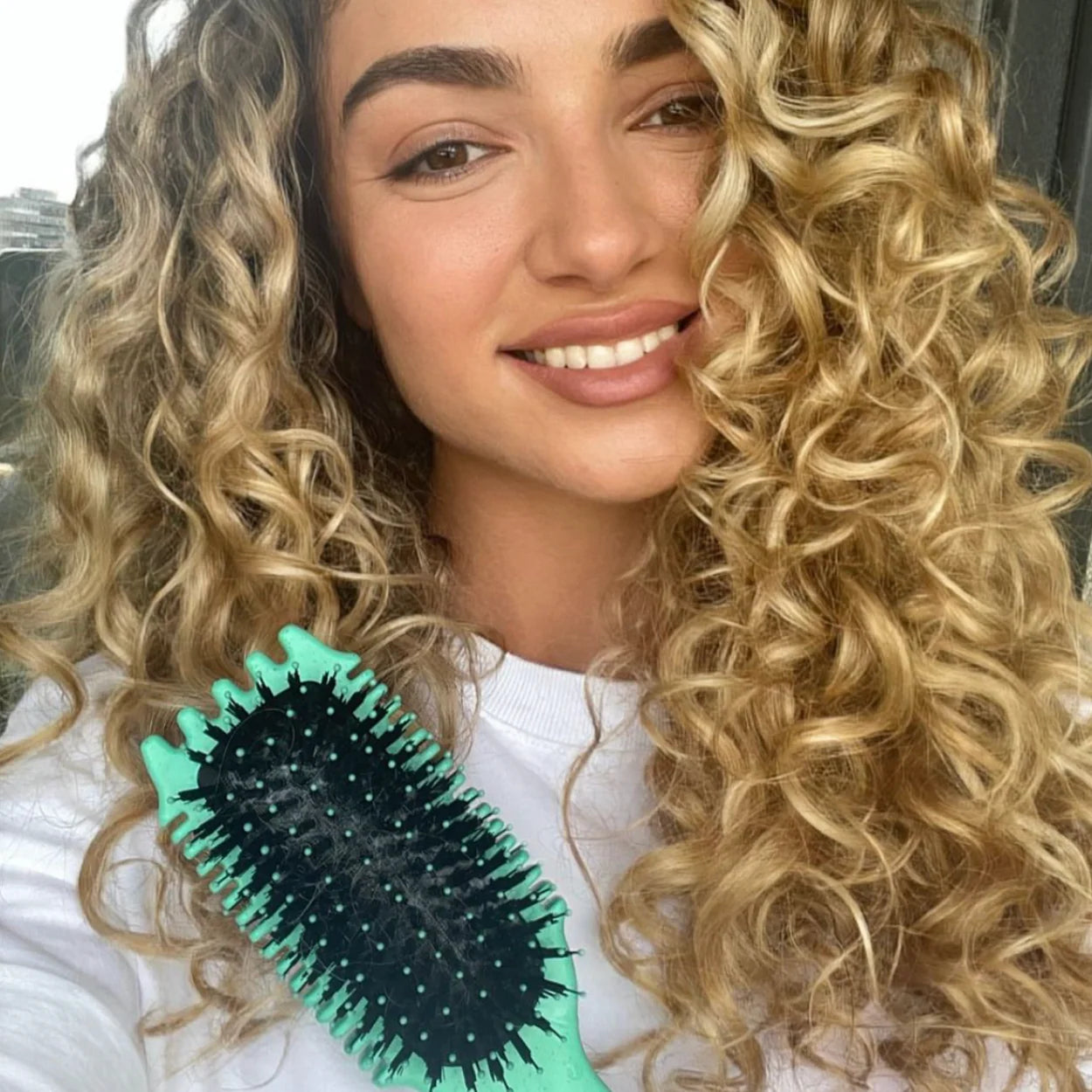 Brosse de coiffage pour cheveux bouclés pour boucles parfaites sans effort