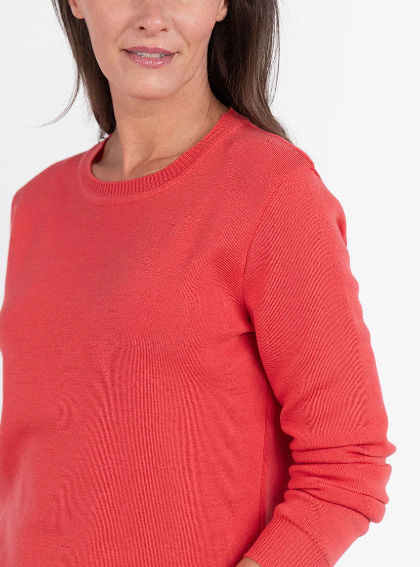 Pull femme en laine mérinos col rond rouge lumineux