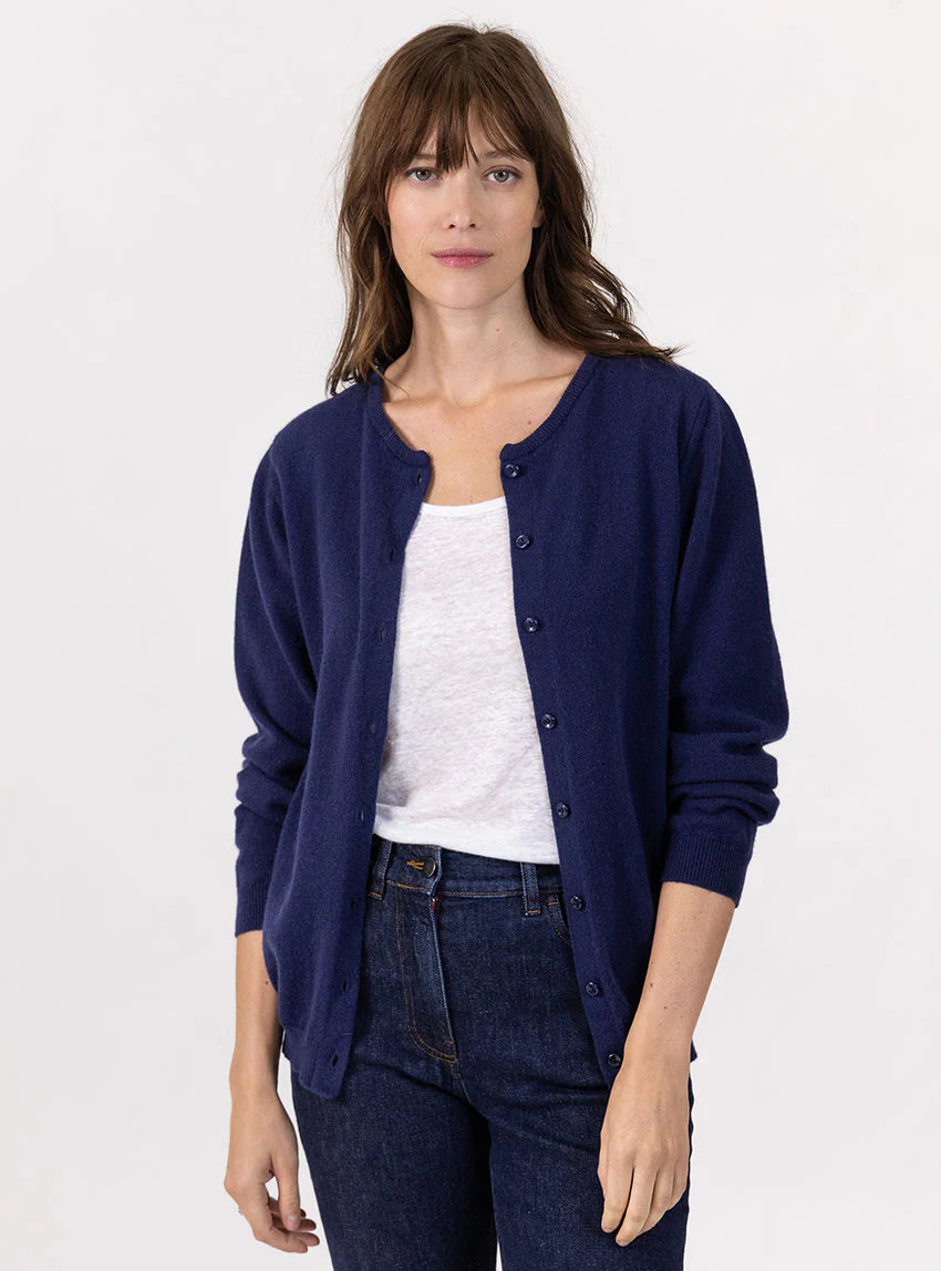 Cardigan femme en cachemire marine chic