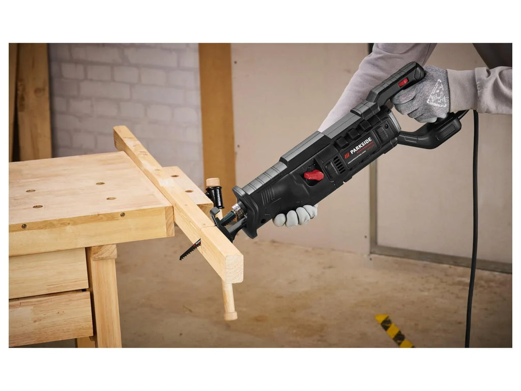 PARKSIDE PERFORMANCE Scie sabre PPFS 1200 A1