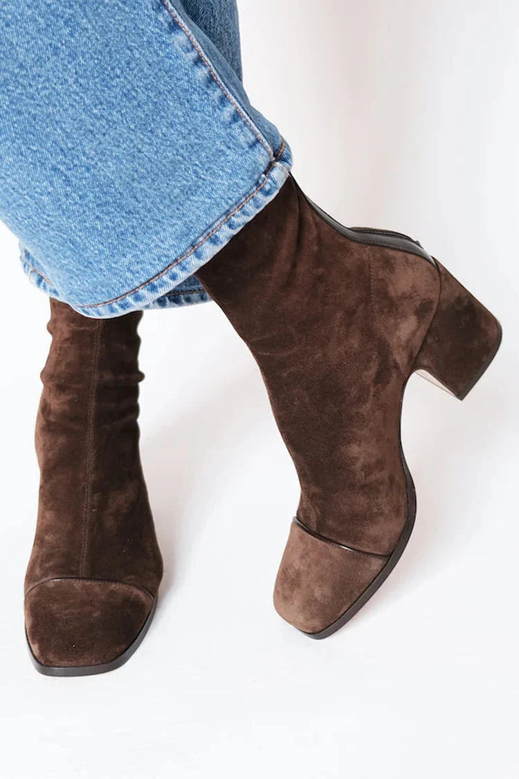 Bottes à talons élégantes