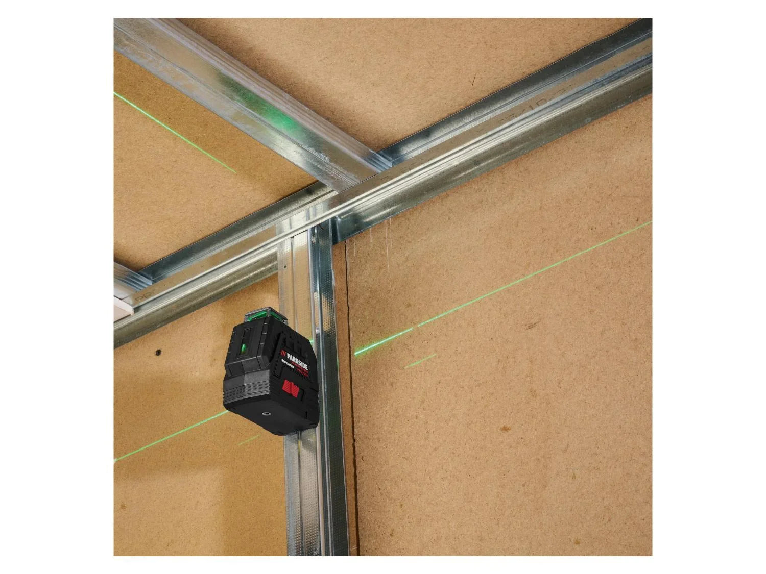 PARKSIDE PERFORMANCE Niveau laser en croix sans fil PKLLP 360 B3, vert, 20 m, 4 V