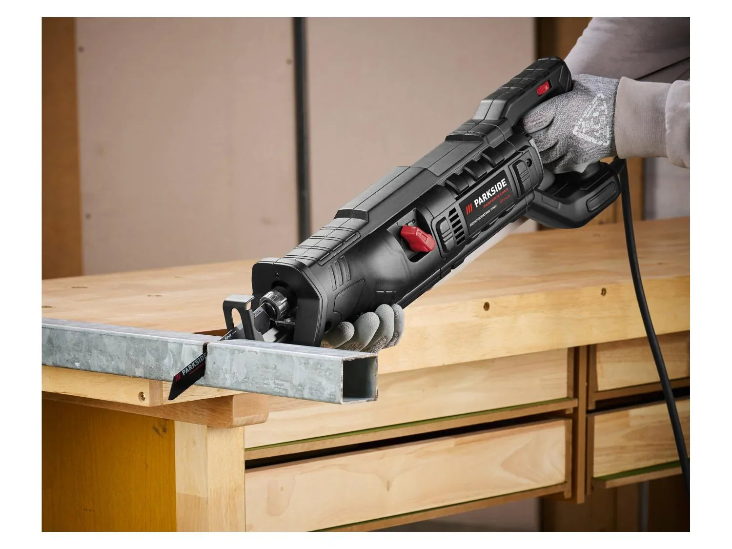 PARKSIDE PERFORMANCE Scie sabre PPFS 1200 A1
