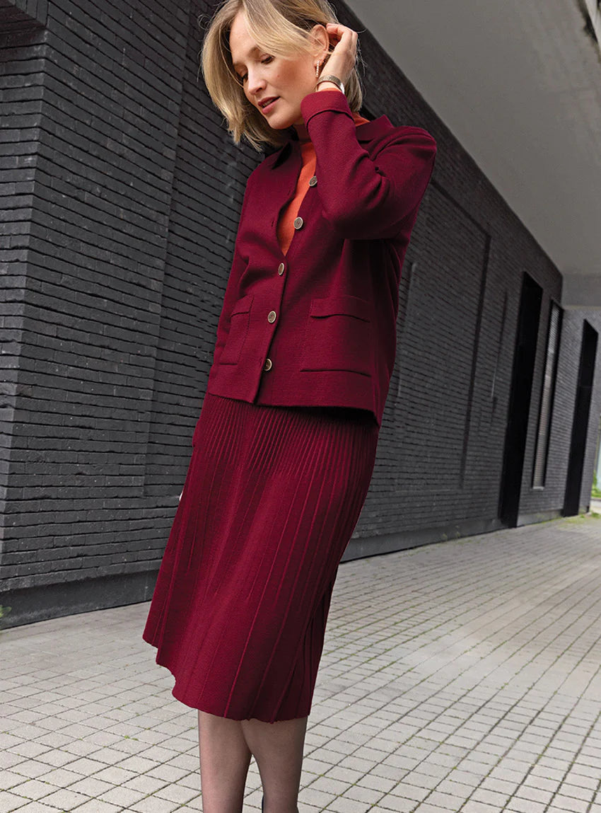 Jupe plissée midi en laine rouge bordeaux