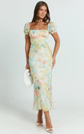 Debina Maxi Dress - Sweetheart Neckline Short Sleeve Dress in Yellow