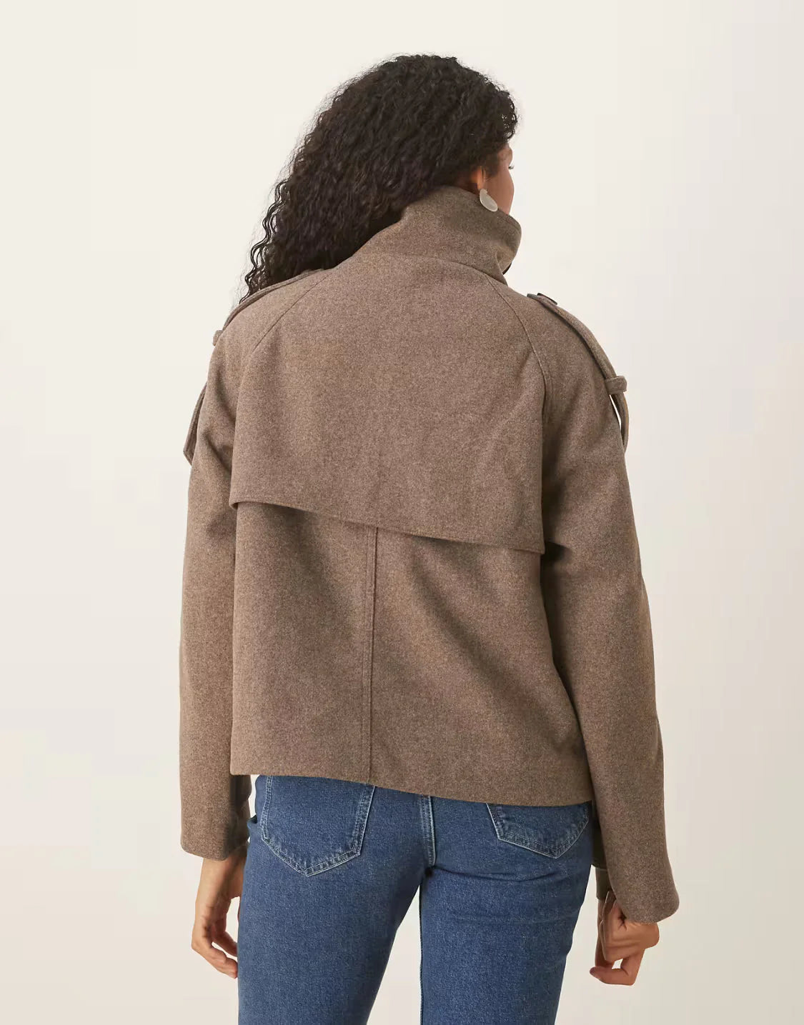 Manteau caban chic en laine pour l'automne