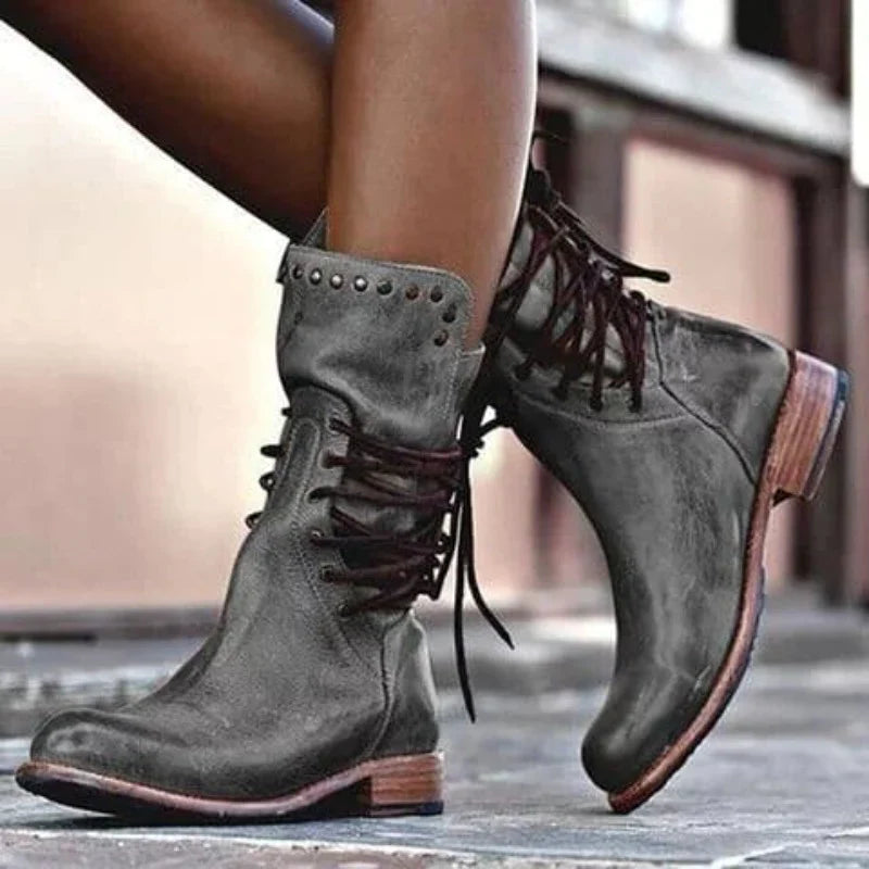 Camille | Bottines Mi-Mollet Cloutées Vintage