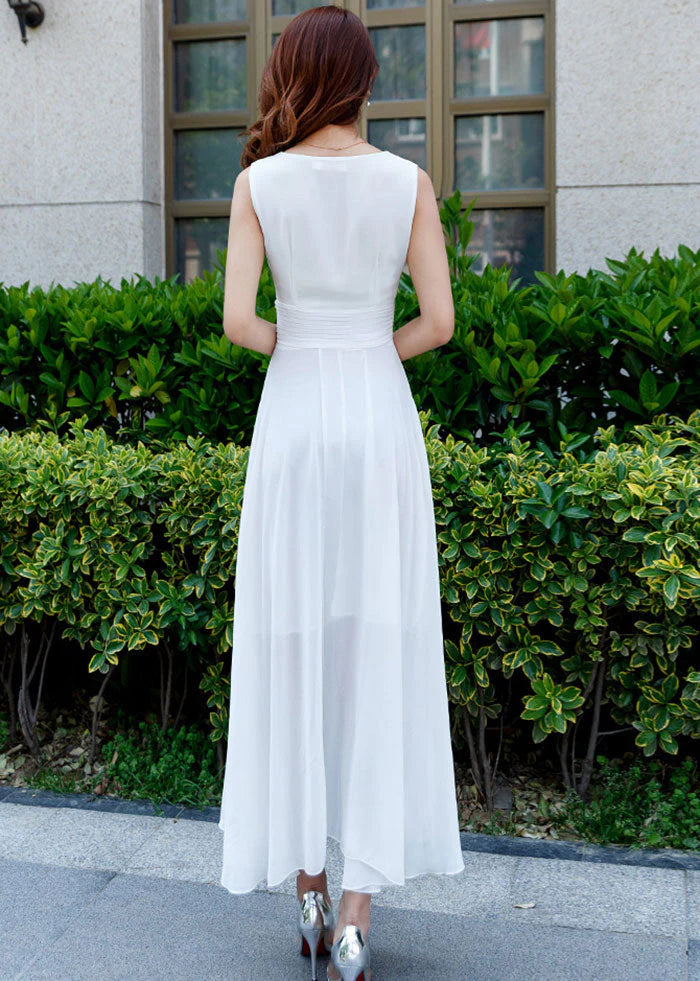 Robe maxi en mousseline blanche sans manches à taille haute