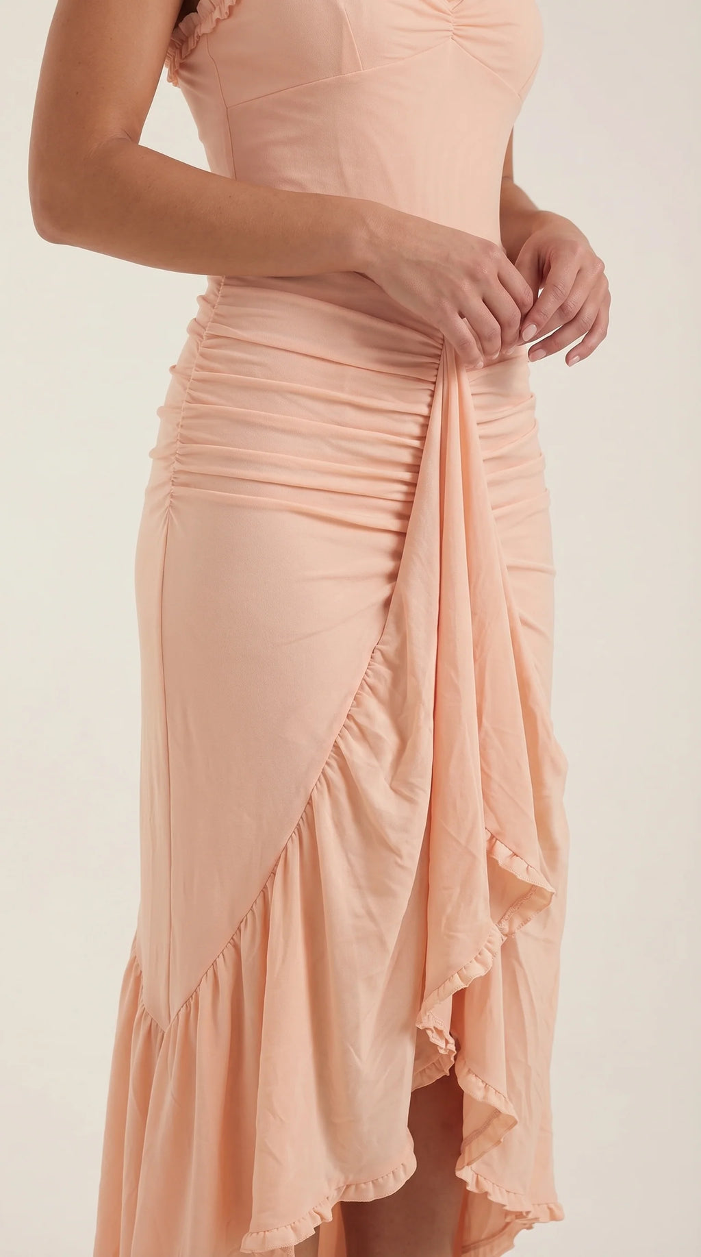 Robe maxi asymétrique à volants pour femmes