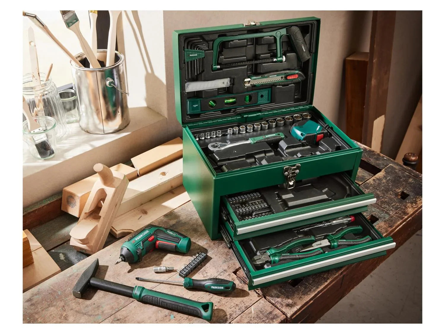 PARKSIDE Bote  outils avec visseuse sans fil PWBM A1, 92 pices