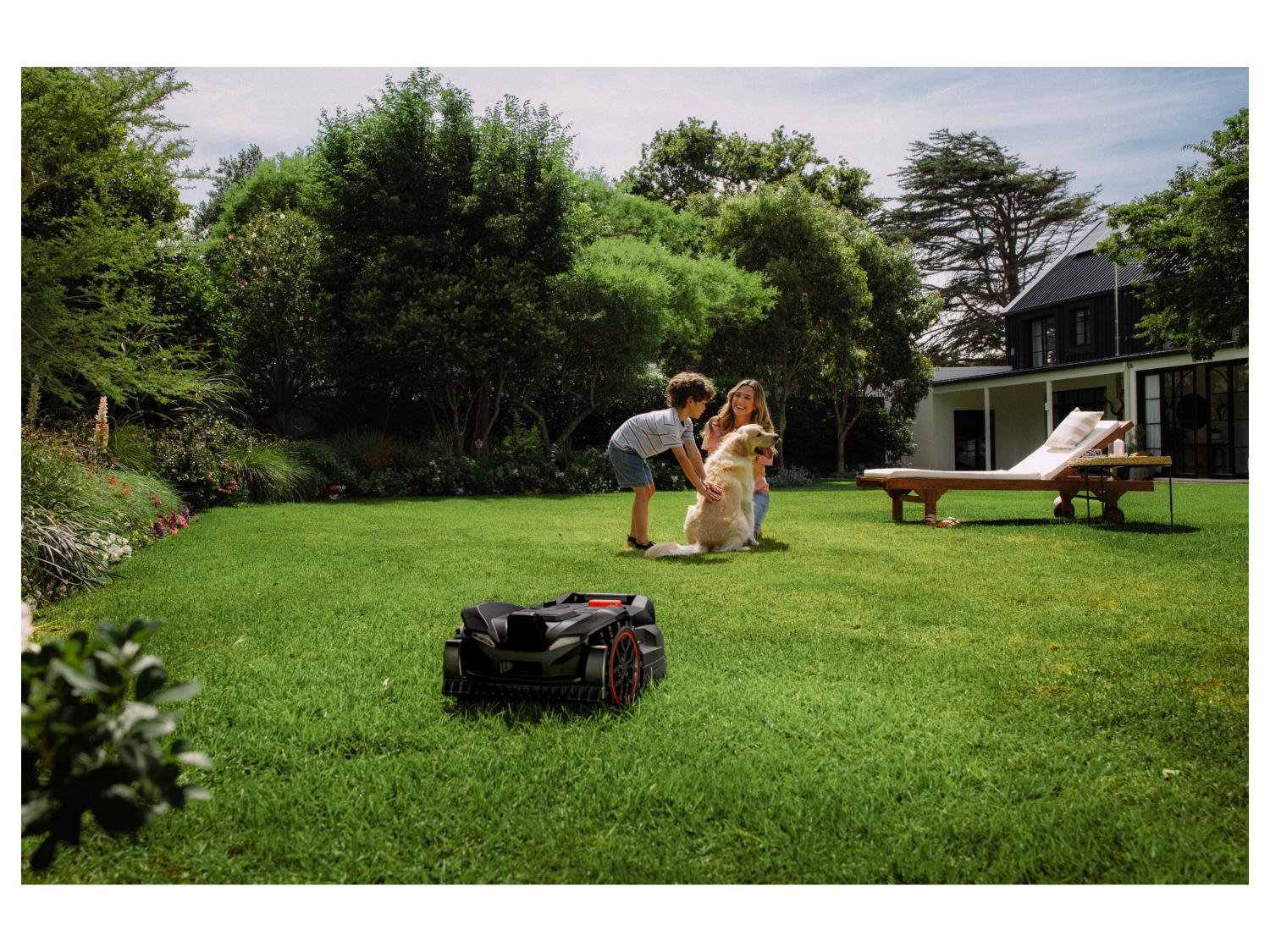 PARKSIDE PERFORMANCE Tondeuse robot Smart & Free, 1250 m + Garage, 20 V