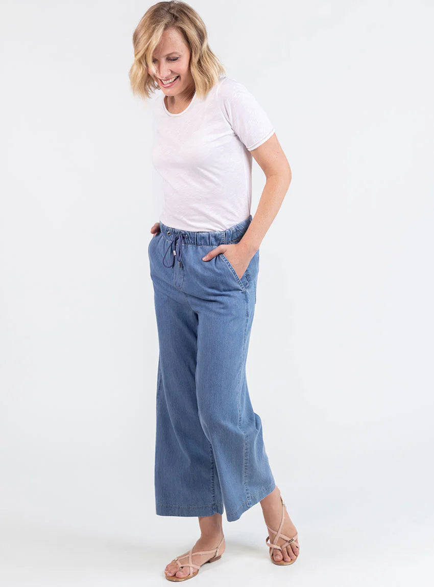 Pantalon femme fluide coton bleu clair
