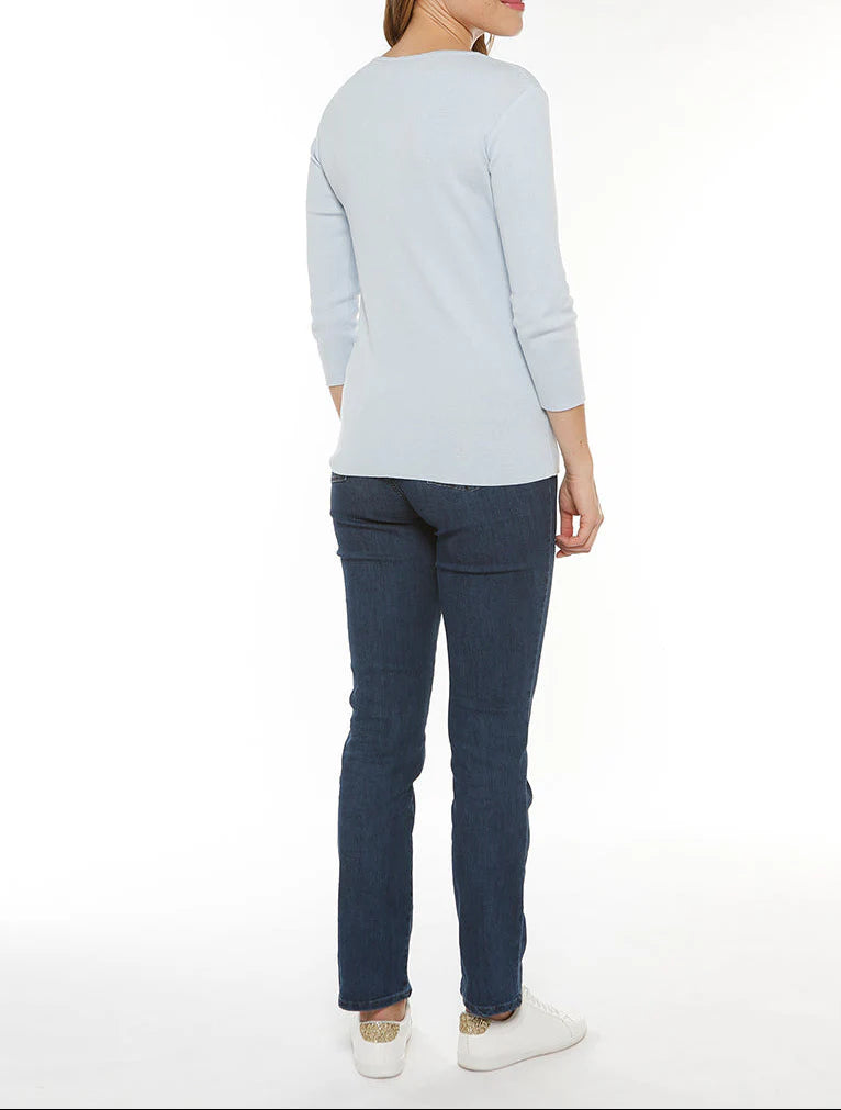 Pull femme en coton ciel pâle
