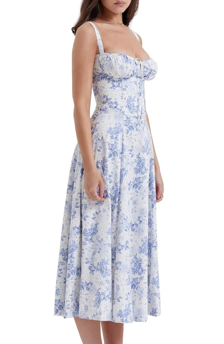 Robe moulante bustier à fleurs et taille découverte
