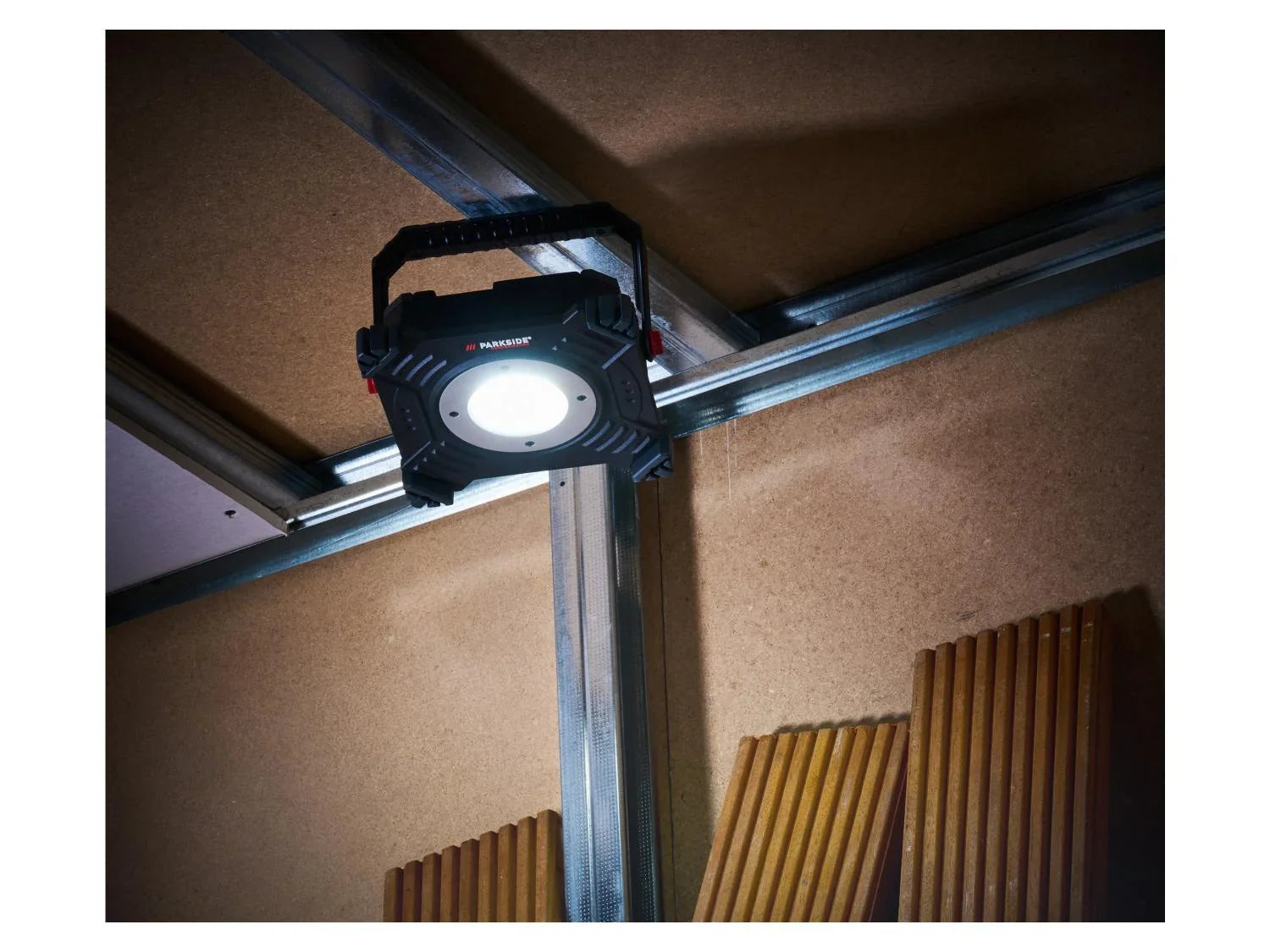 PARKSIDE PERFORMANCE Projecteur de chantier sans fil PALA 4000 A, 4000 lm, 40 W