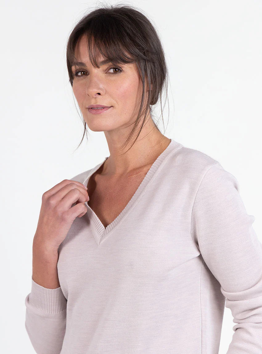 Pull femme col V en laine beige naturel