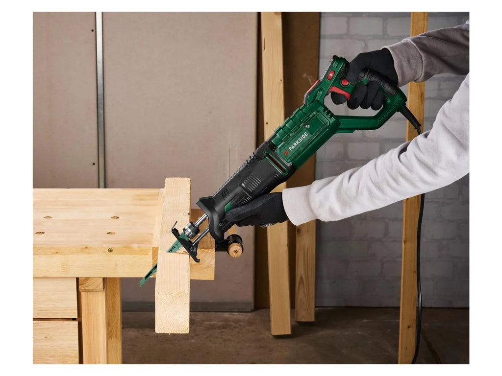 PARKSIDE Scie sabre PFS 850 C3