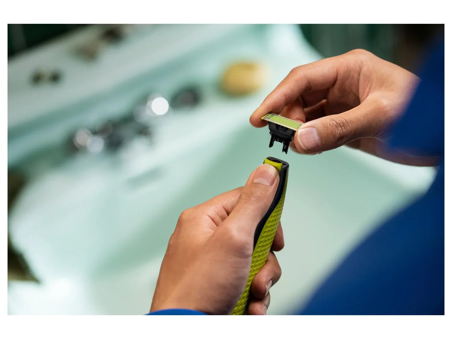 PHILIPS Tondeuse  barbe OneBlade ORIGINAL QP2724/14