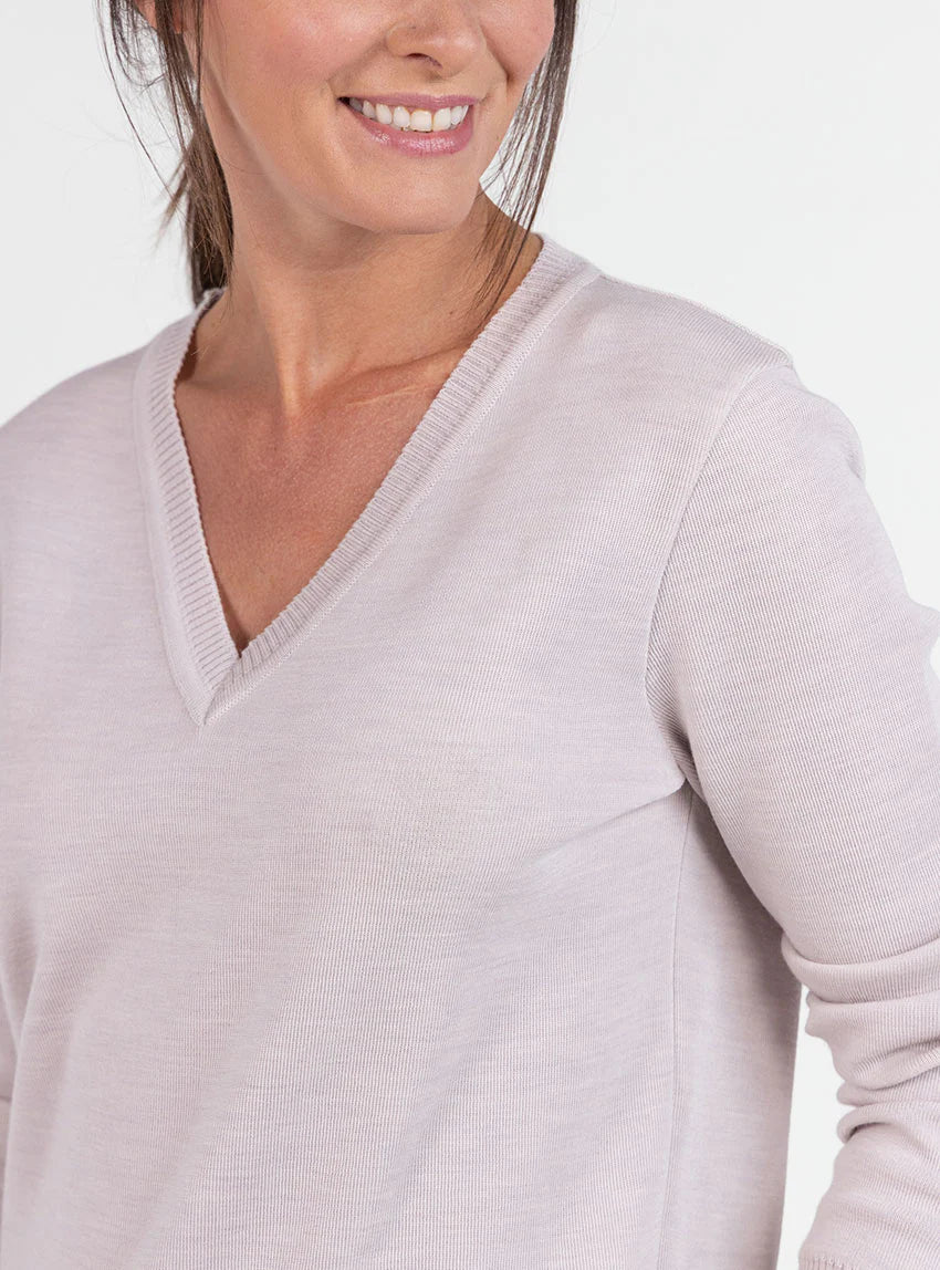 Pull femme col V en laine beige naturel