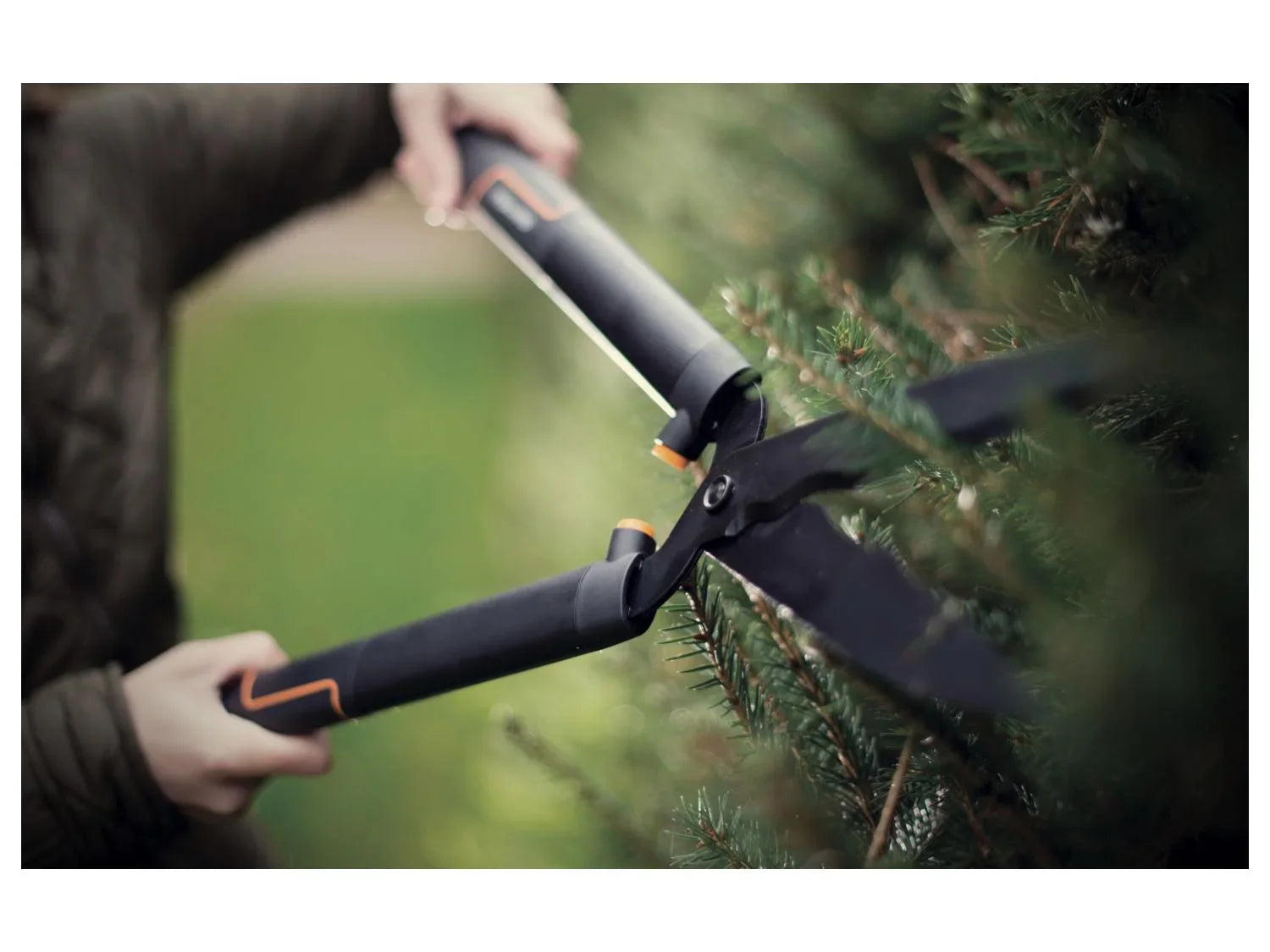 Fiskars Cisaille  haie,  lame ondule