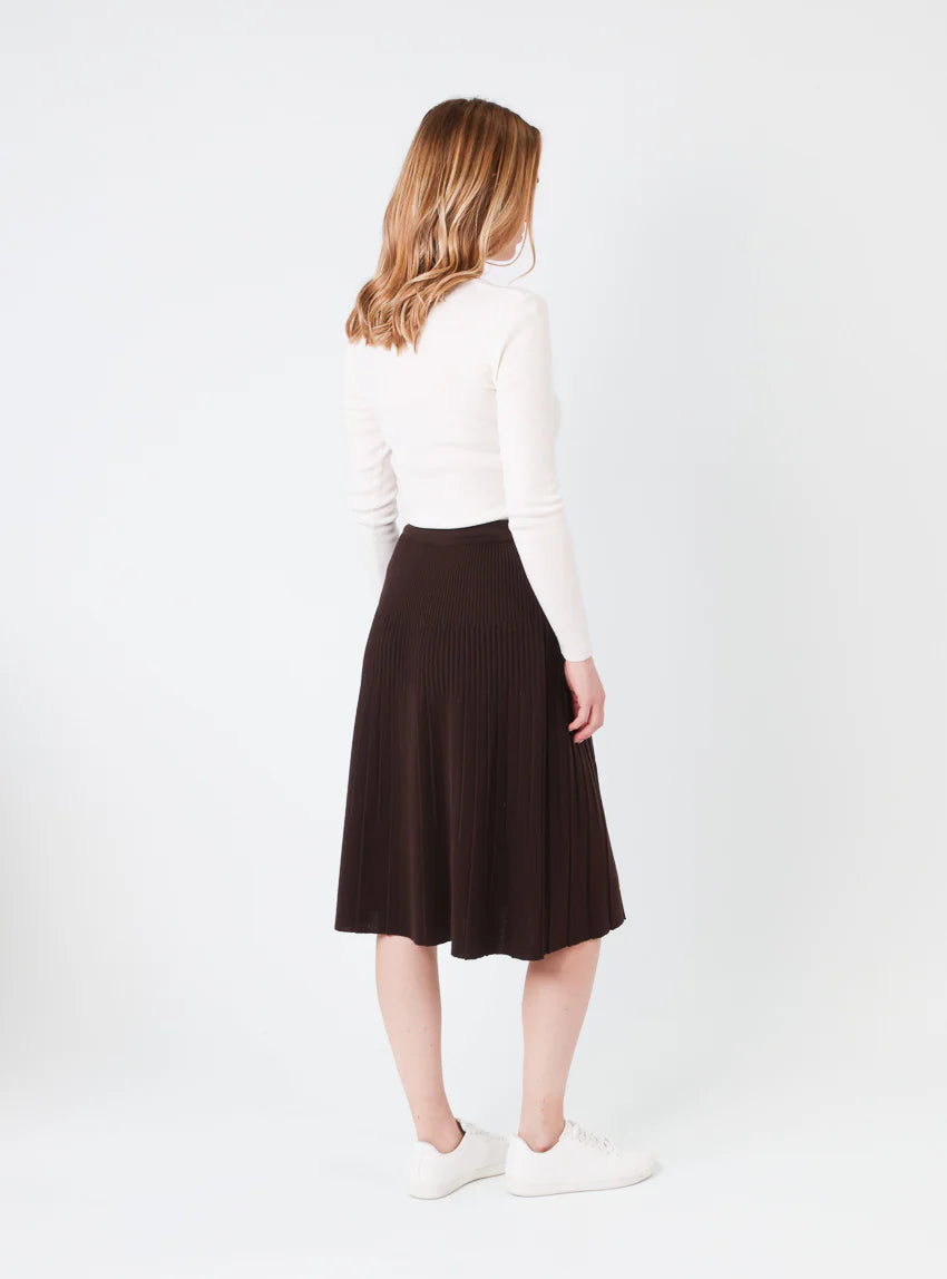Jupe plissée midi en laine marron chocolat