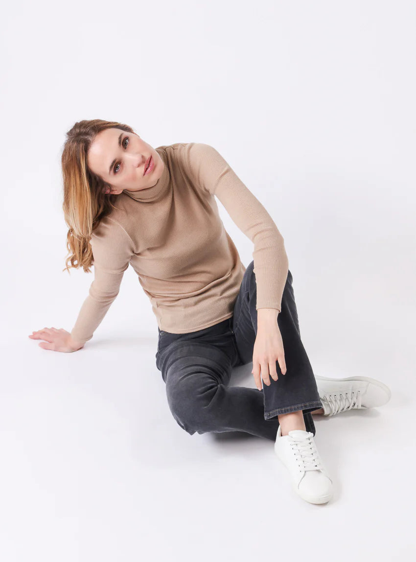 Pull chaussette col roulé laine et soie beige